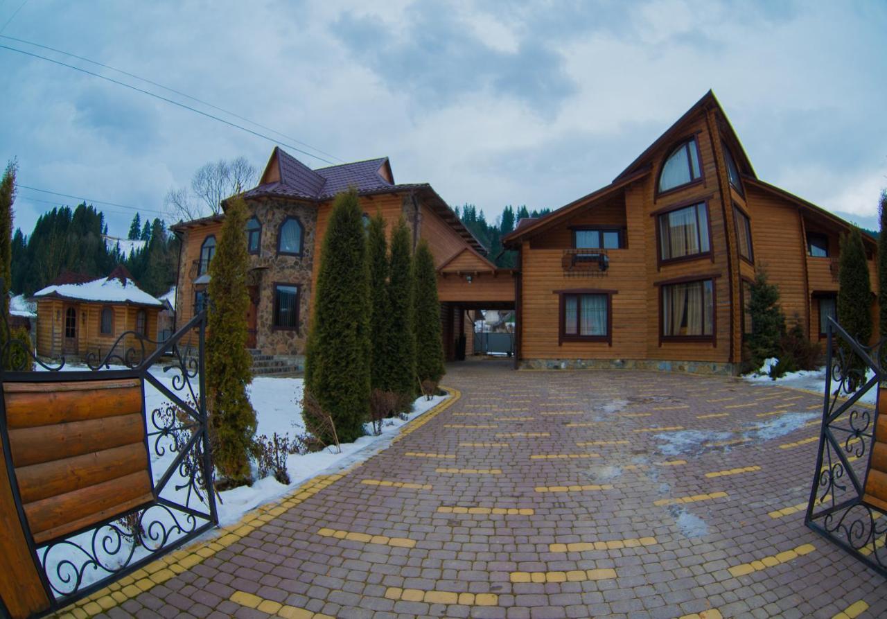 Садиба Вежа Verkhovyna Buitenkant foto